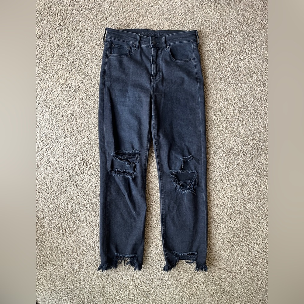 Black ripped AE jeans